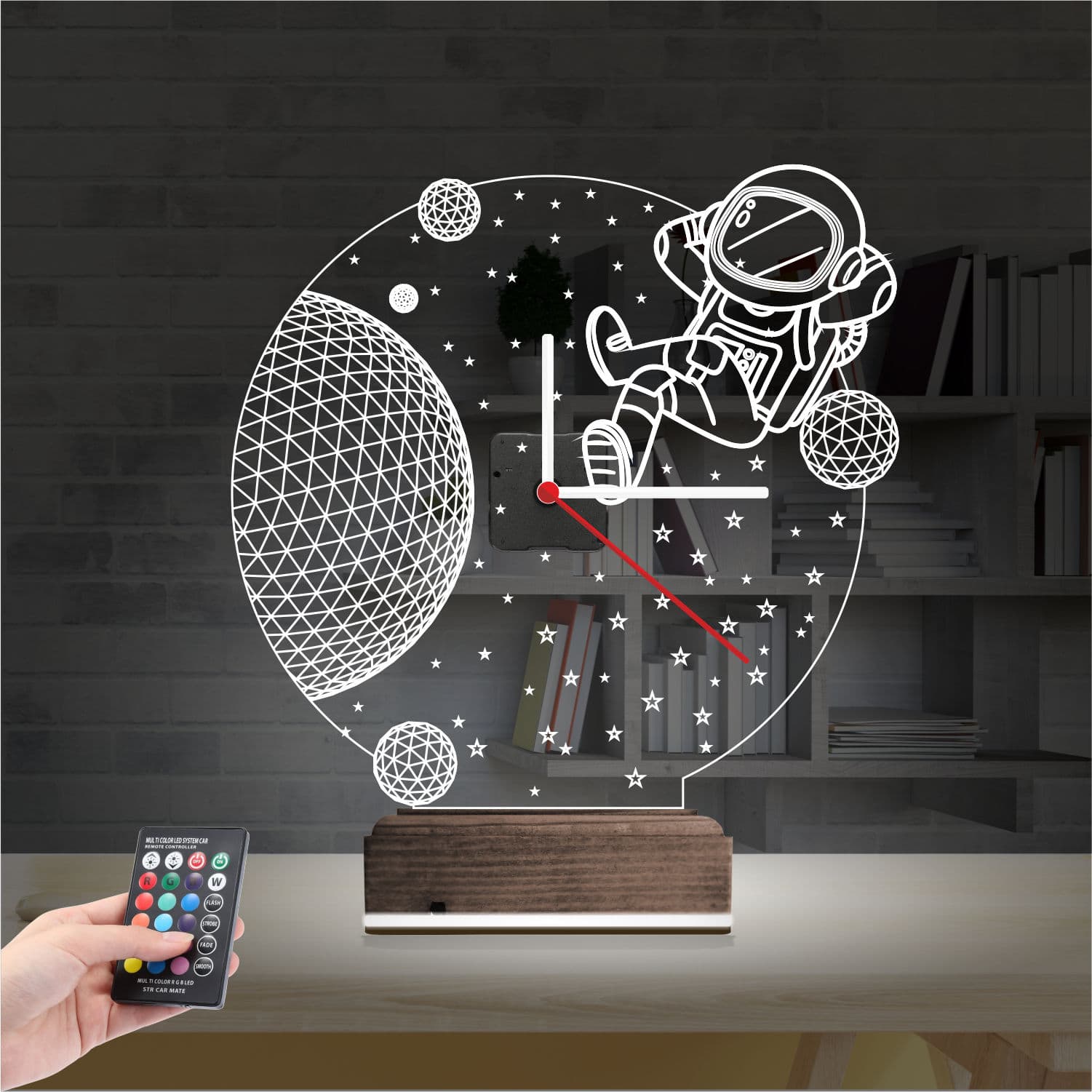 Космонавт — 3D LED Ночник с часами | Подарок детям 2